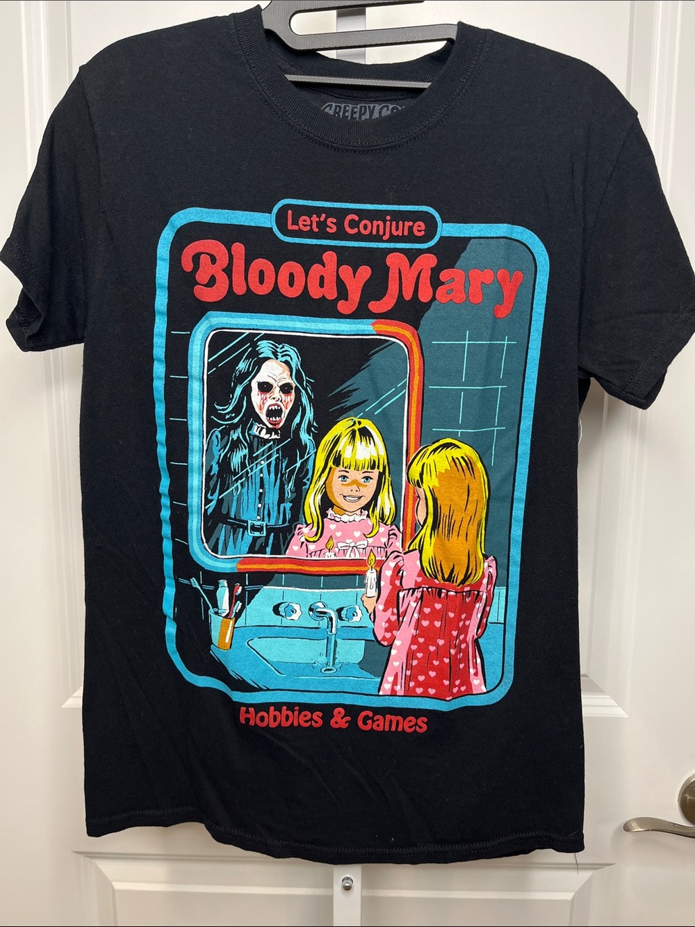 Bloody Mary Halloween Graphic Short Sleeve Tee - Black Women’s Small 🎃